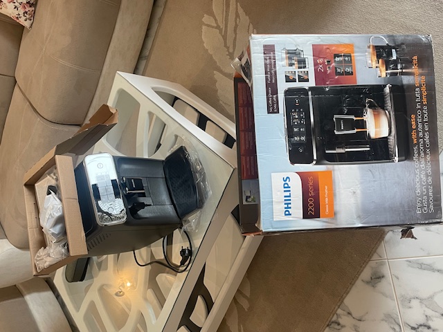 Borj El Amri Borj El Amri Cafetire & expresso Autre Expresso avec broyeur philips 2200 neuf