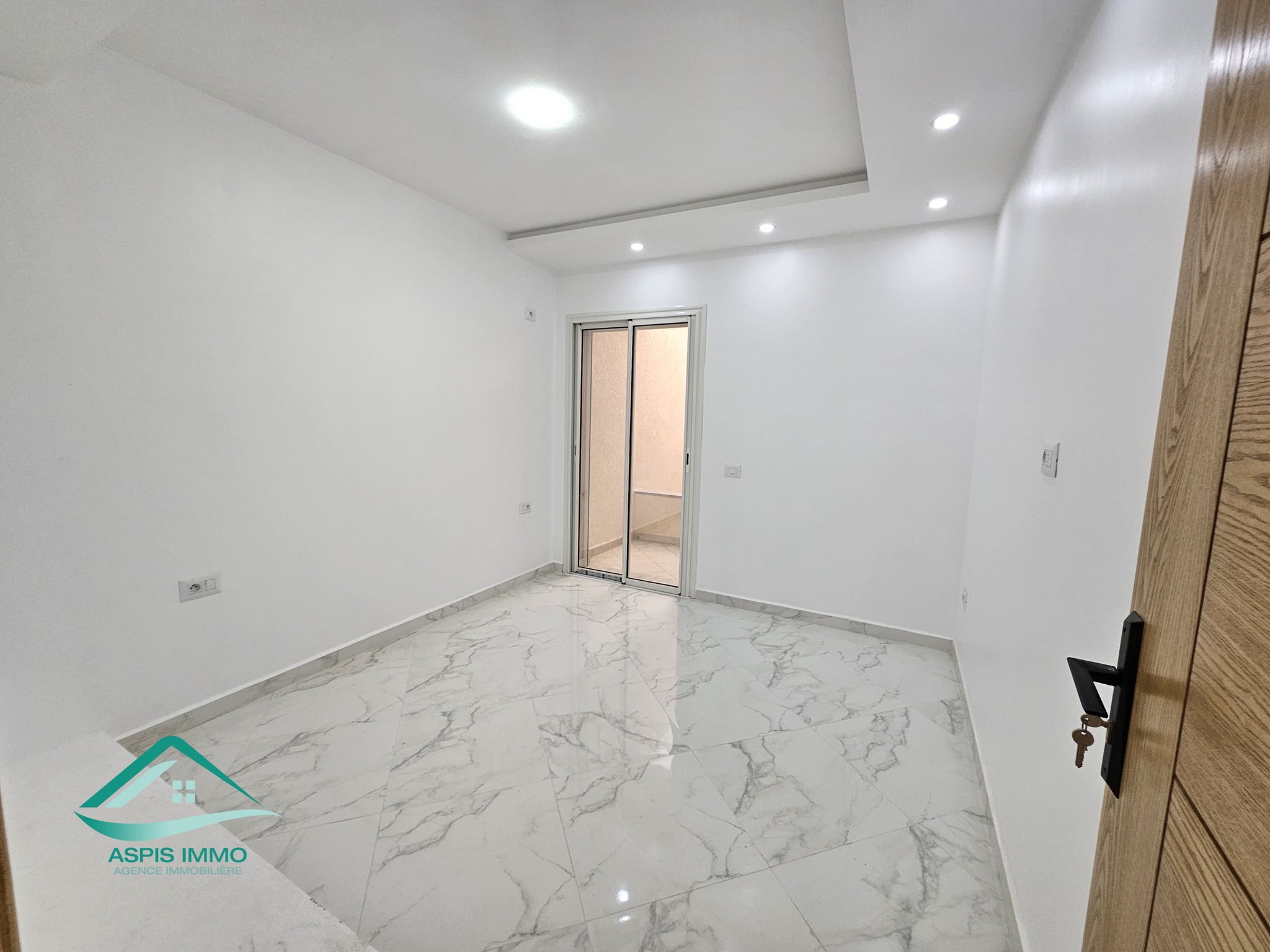 Hammam El Ghezaz Hammam El Ghezaz Vente Appart. 3 pices Appartement  hammam ghzeez  4min de la plage