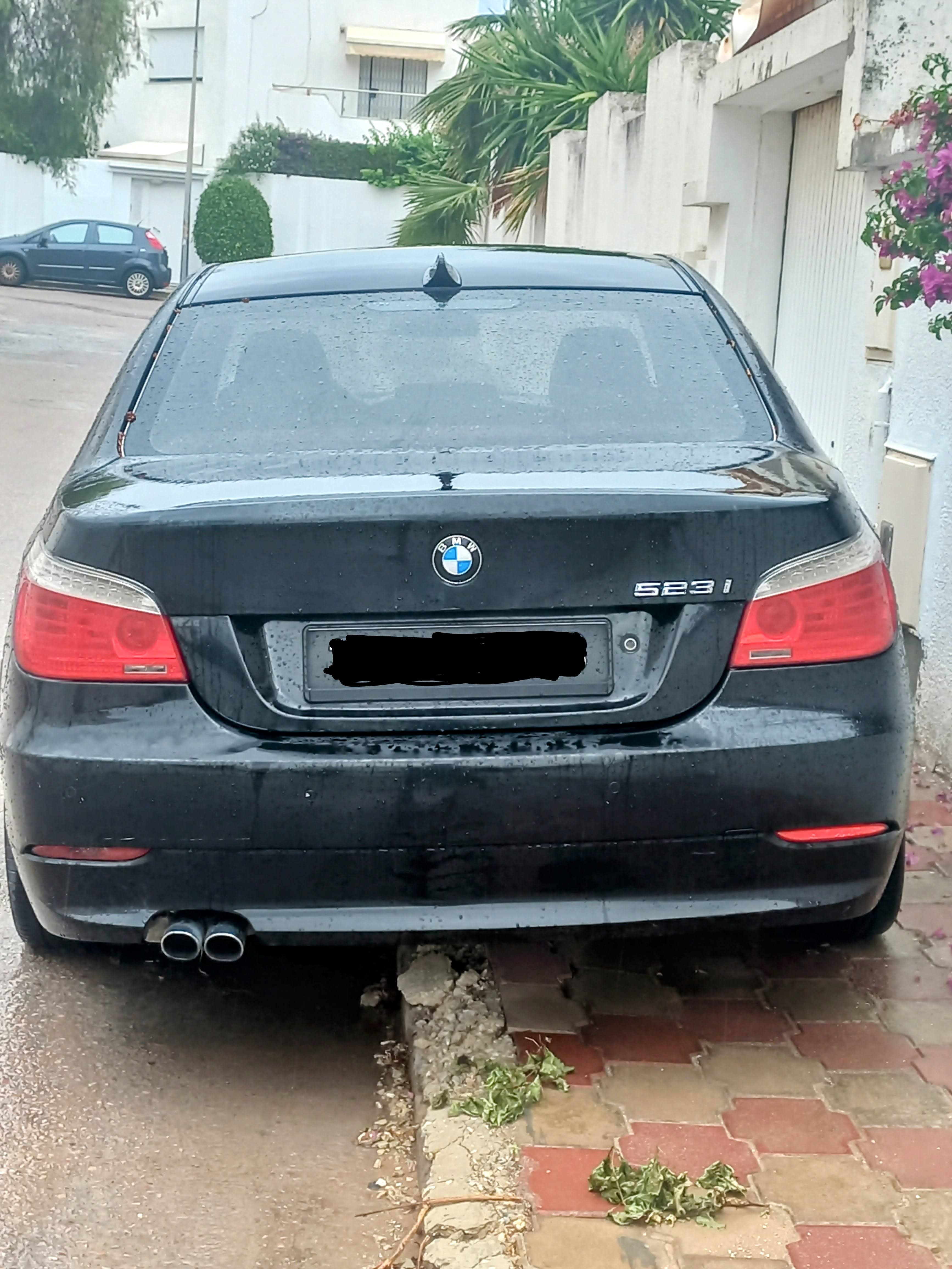 El Menzah Tunis Belvedere Bmw Serie 5 Bmw 523i e60 phase 2