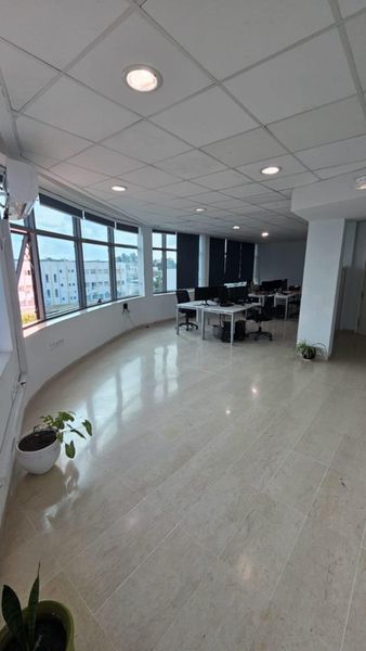 Cite El Khadra Cite Jardins Bureaux & Commerces Bureau Bureau en 350m2  alain savary