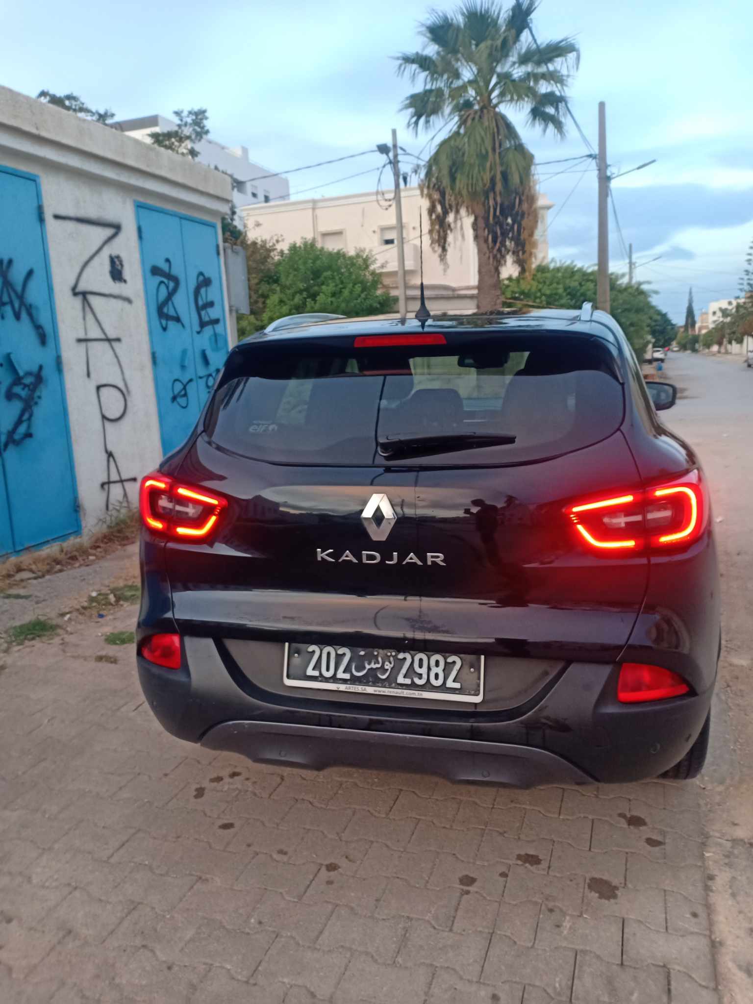 Ezzahra Cite Ennakhil 1 Renault Autre Modle Renault kadjar noir