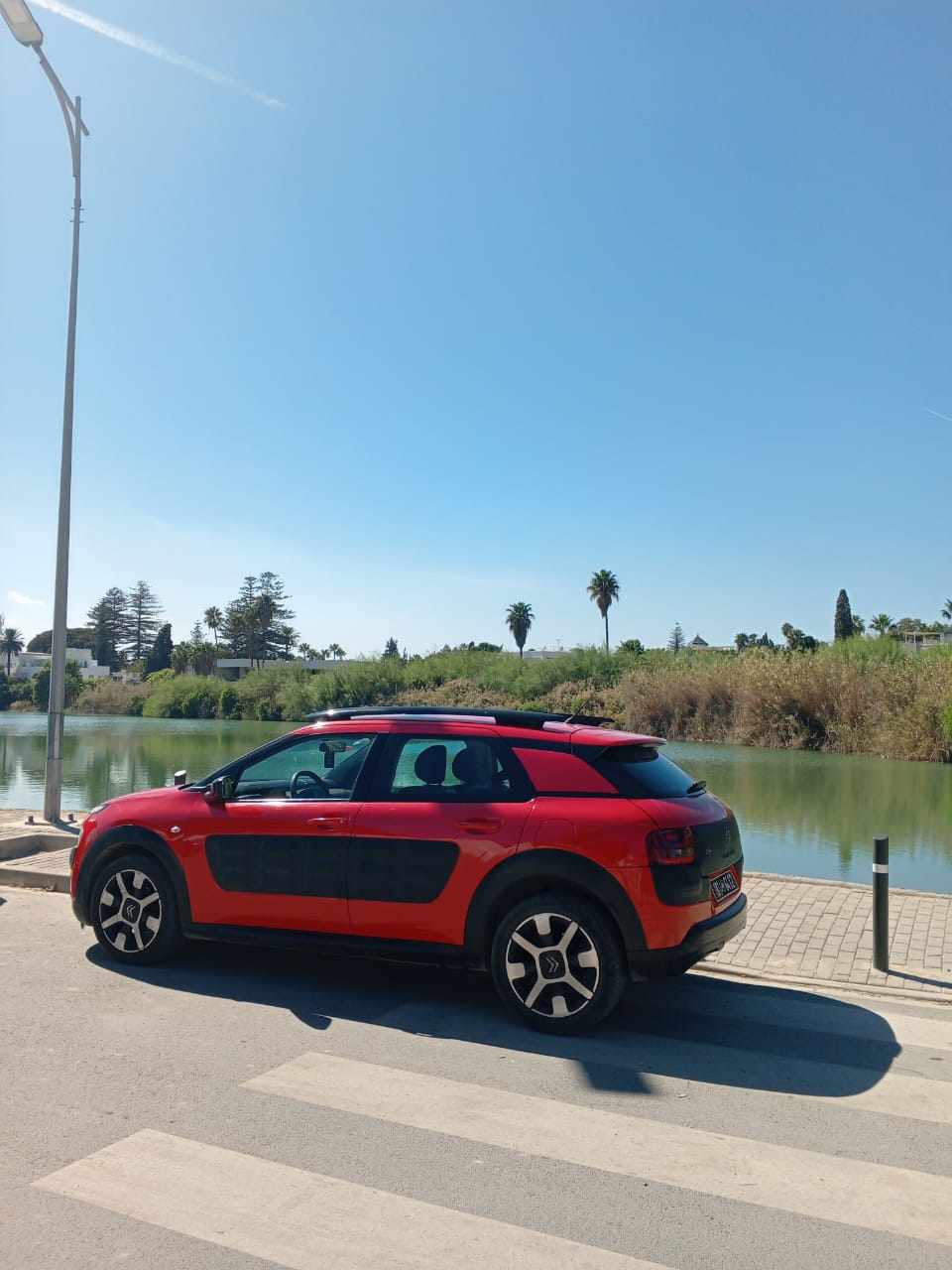 Sidi El Bechir Monfleury Citroen C4 C4 cactus en trs bonne tat