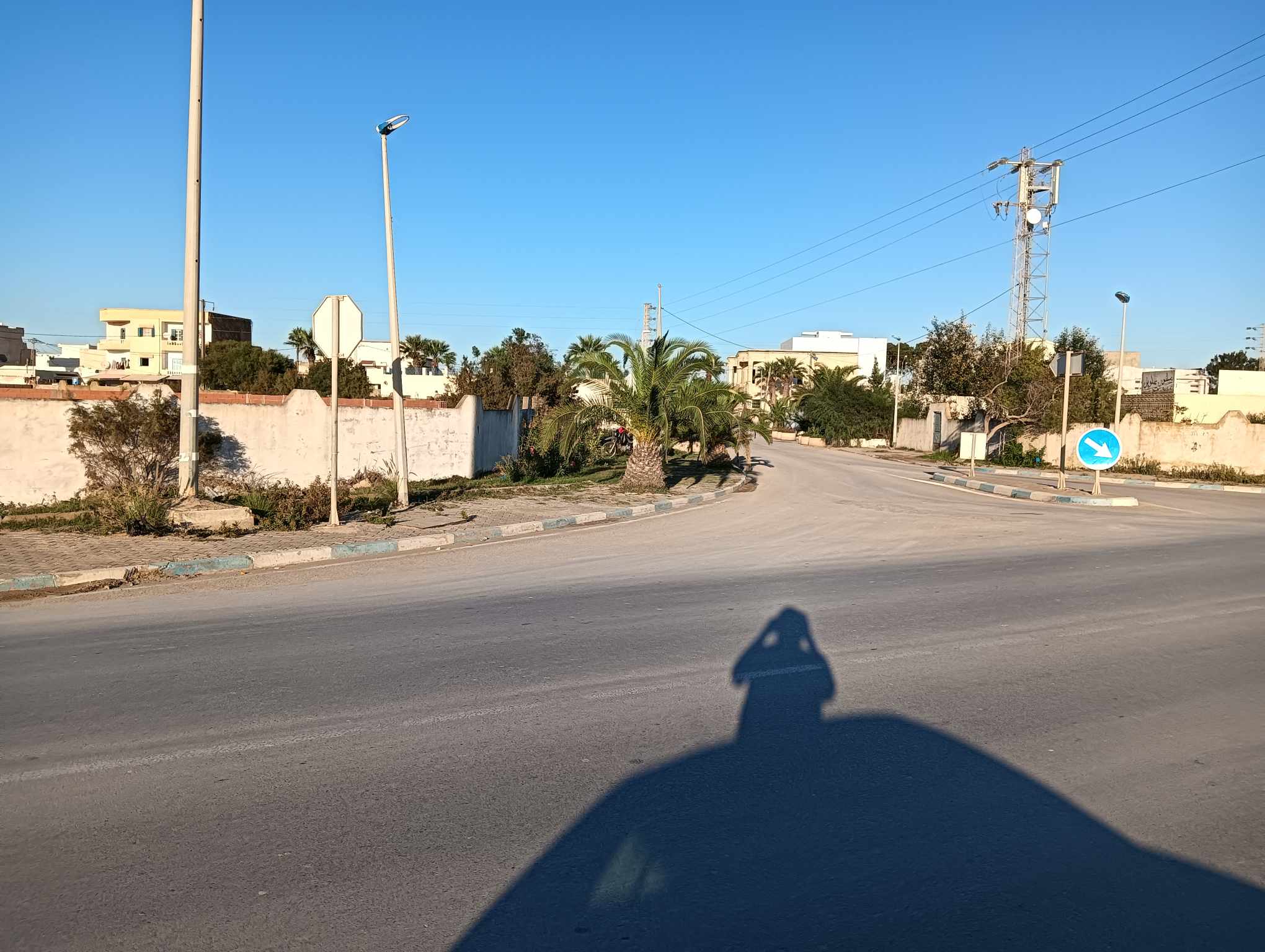 Raoued Raoued Terrain Terrain nu Un terrain sur la route principale de raoued plage