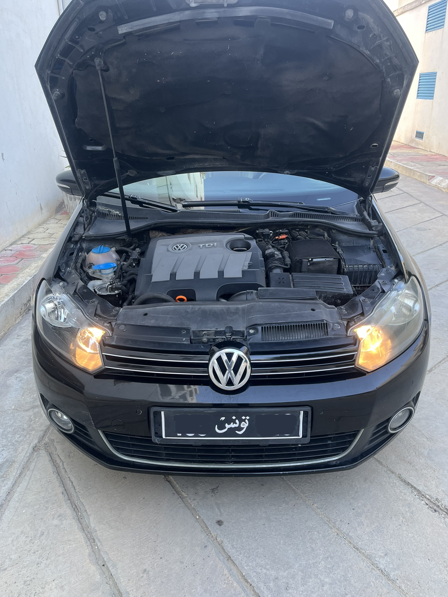 El Menzah El Menzah 9 Volkswagen Golf 6 Une golf 6  tdi 5cv