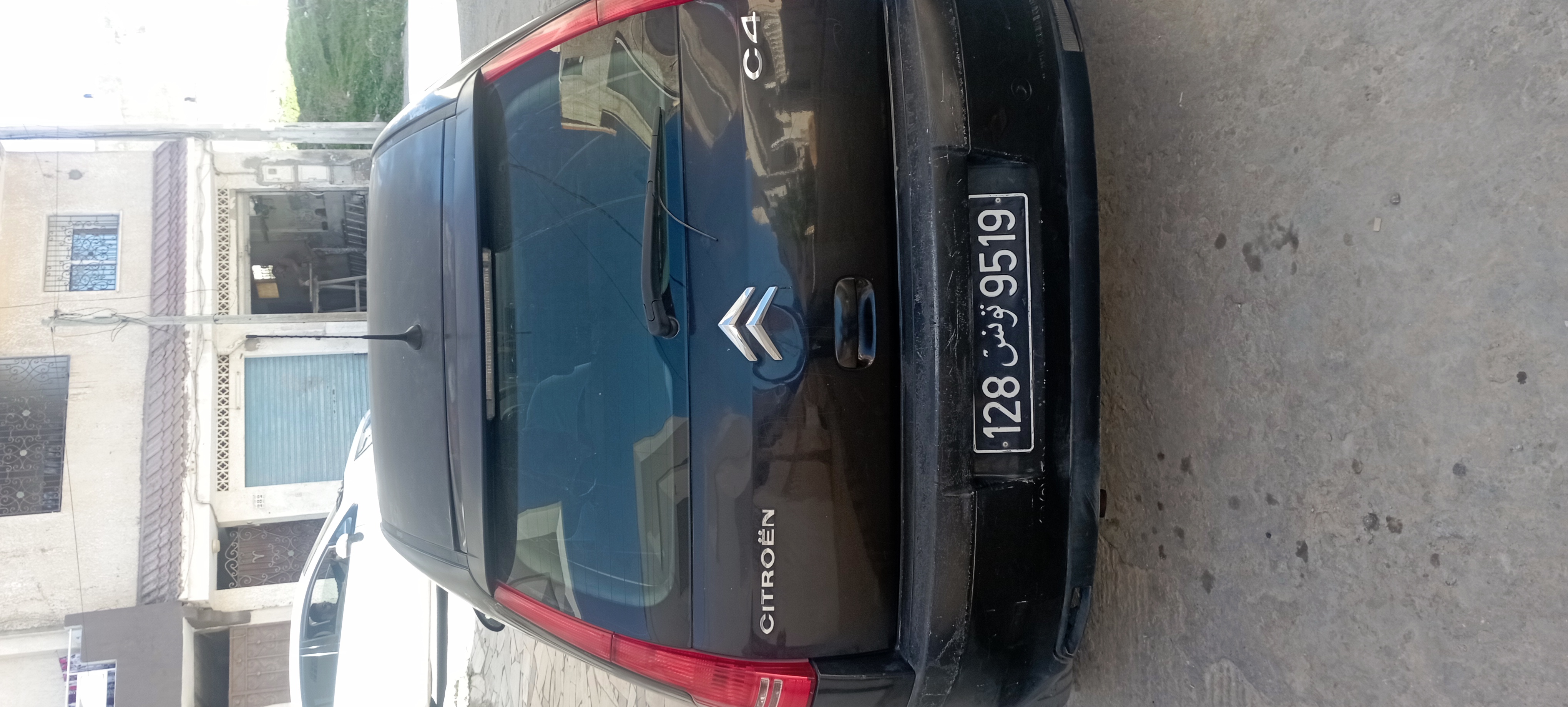 Bizerte Nord Cite Militaire Citroen C4 C4 bon tat