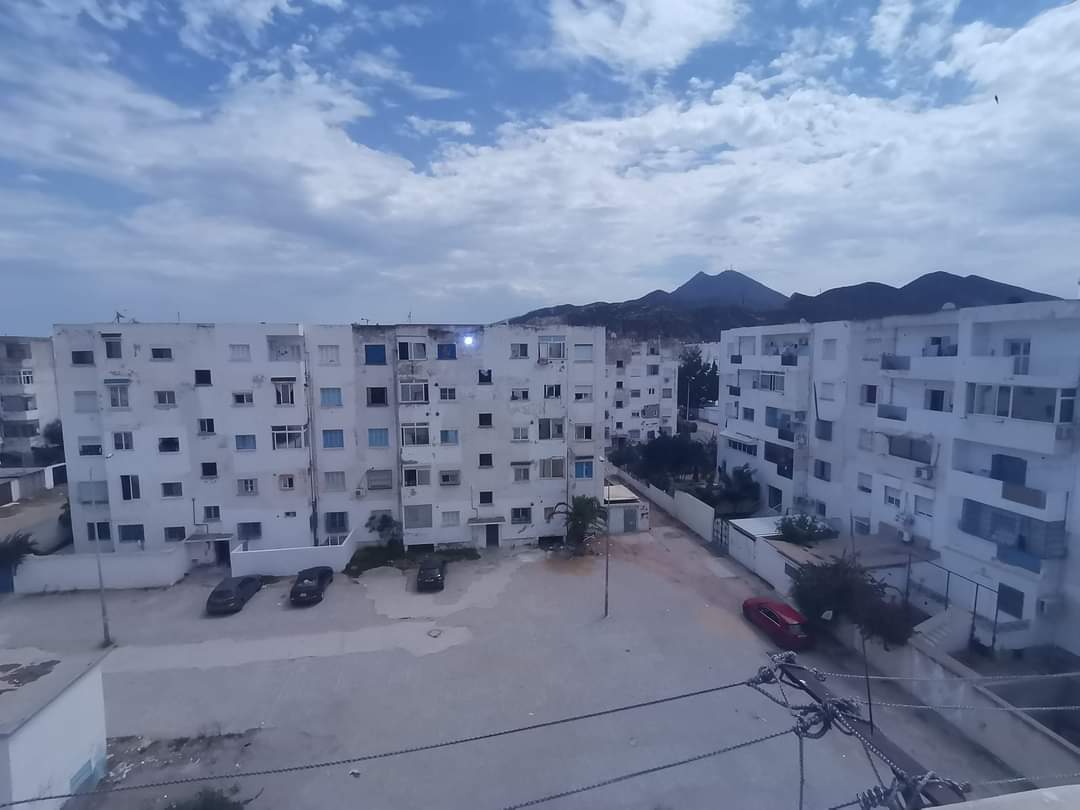 Ezzahra Ezzahra Location Appart. 3 pices Appartement s2 ezzahra lyce 500dt