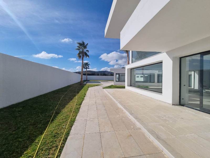 Sidi Thabet Sidi Thabet Vente Maisons Villa grandisose ref v2639