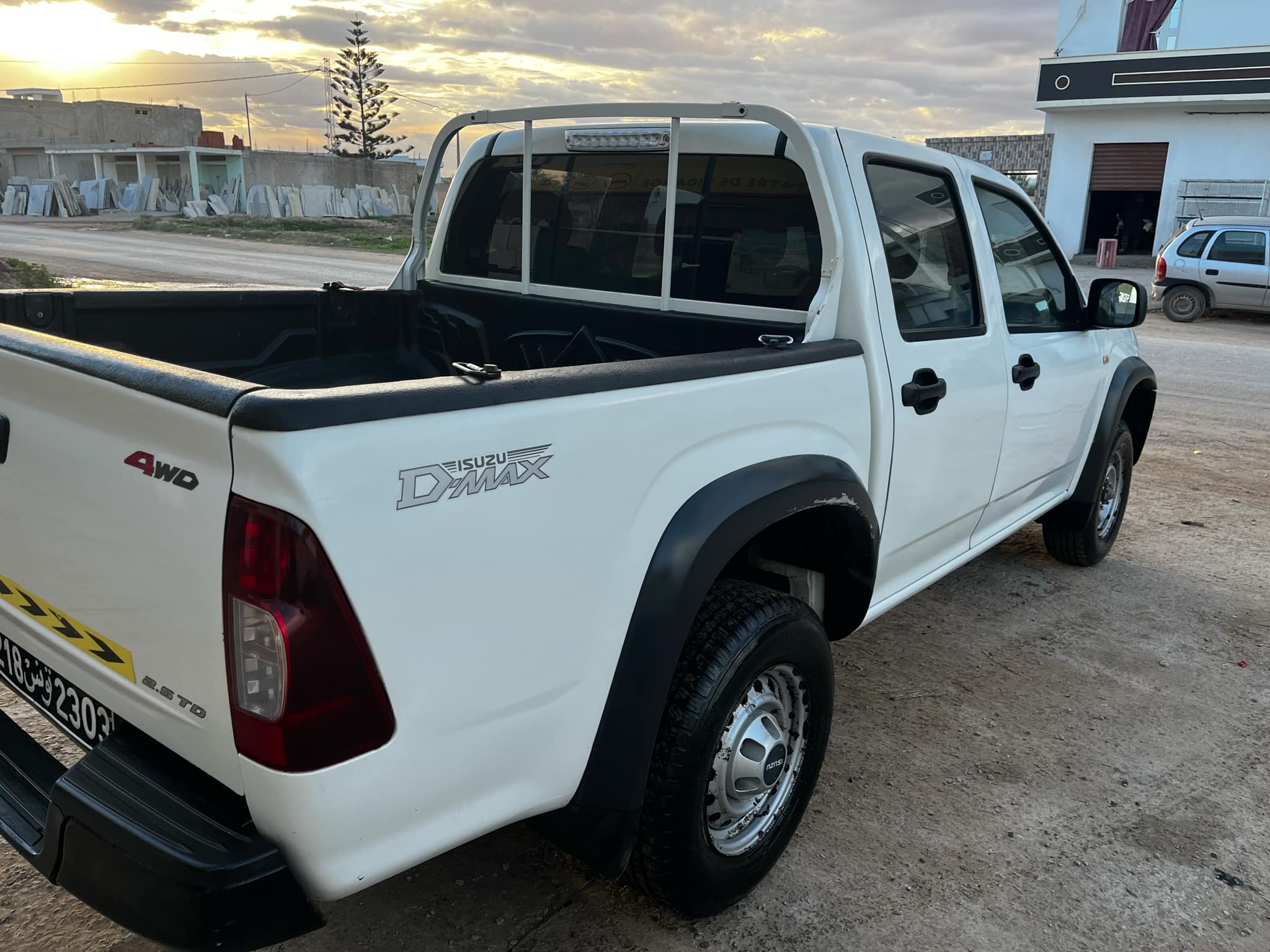 Jebeniana Jebeniana Isuzu D-Max Dmax importee