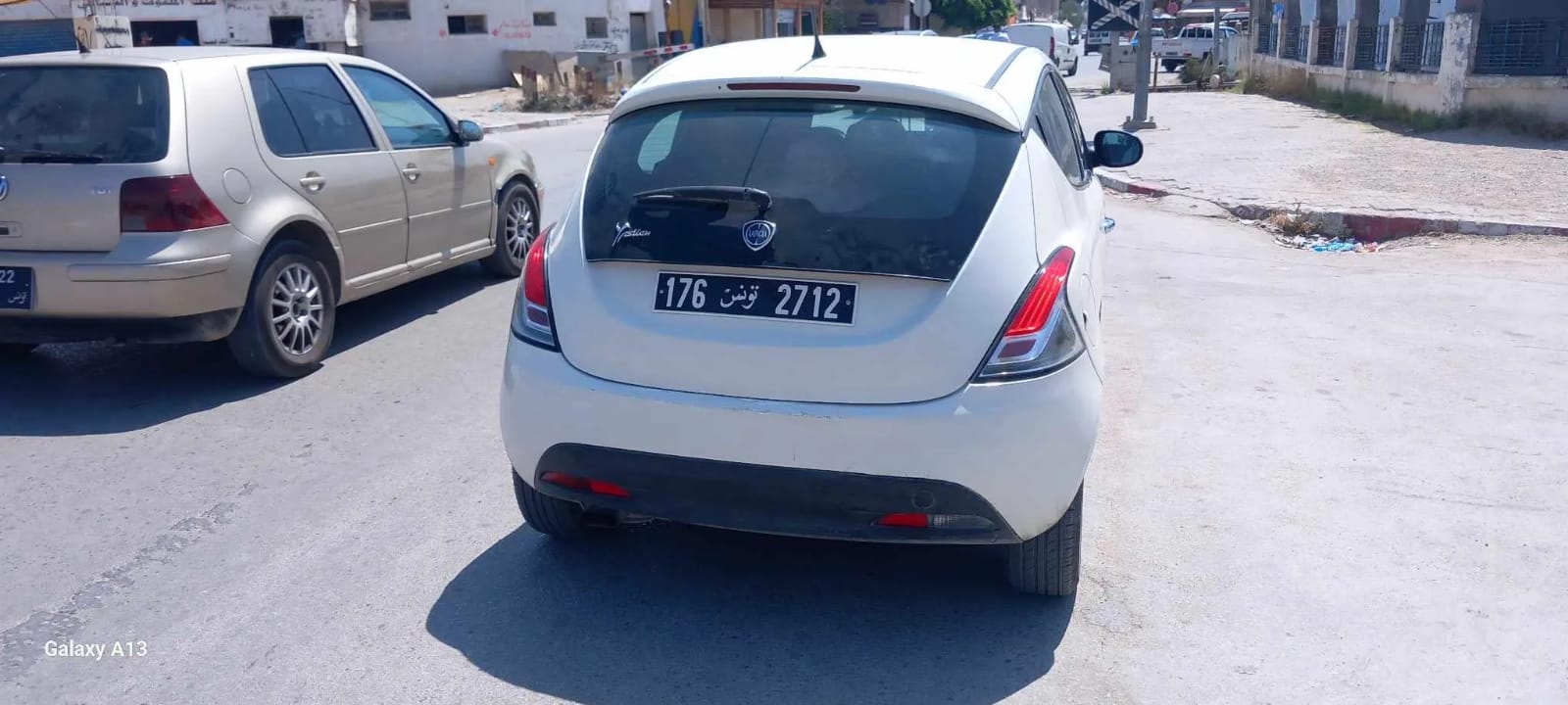 El Mourouj Bir El Kassaa Lancia Ypsilon Voiture  en  1ere  main