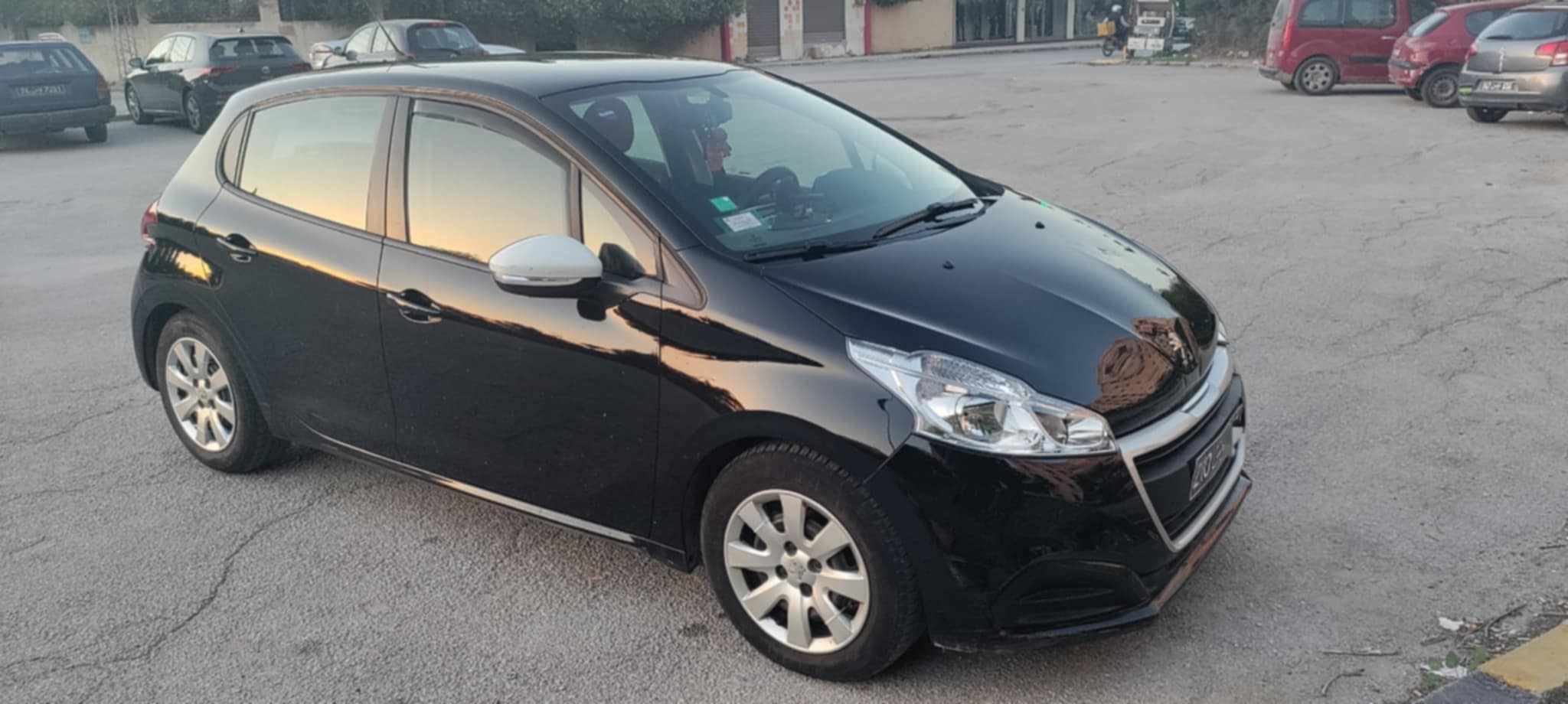 Peugeot 208