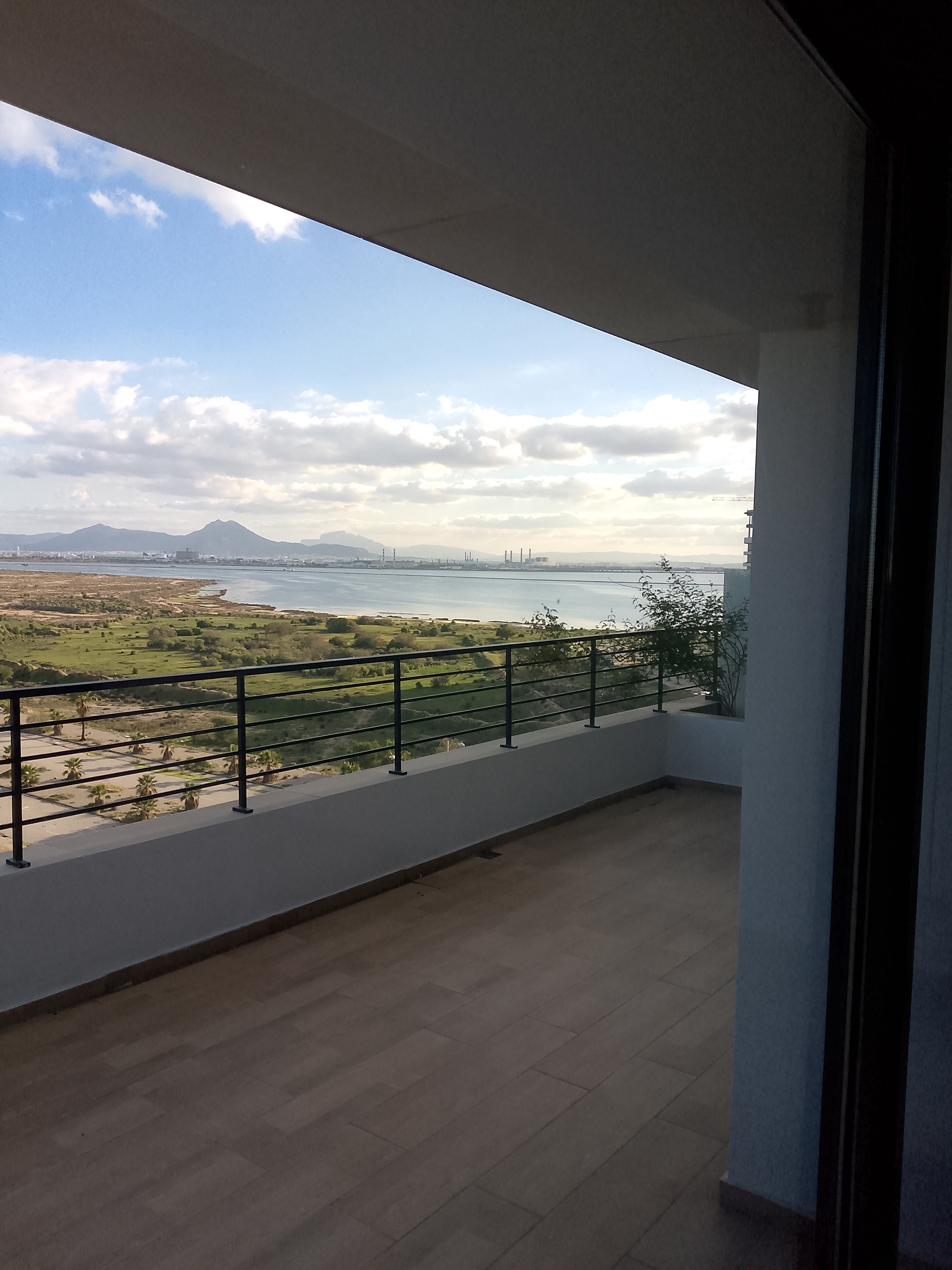 La Marsa Berge Du Lac Location Appart. 5 pices+ Penthouse au lac2