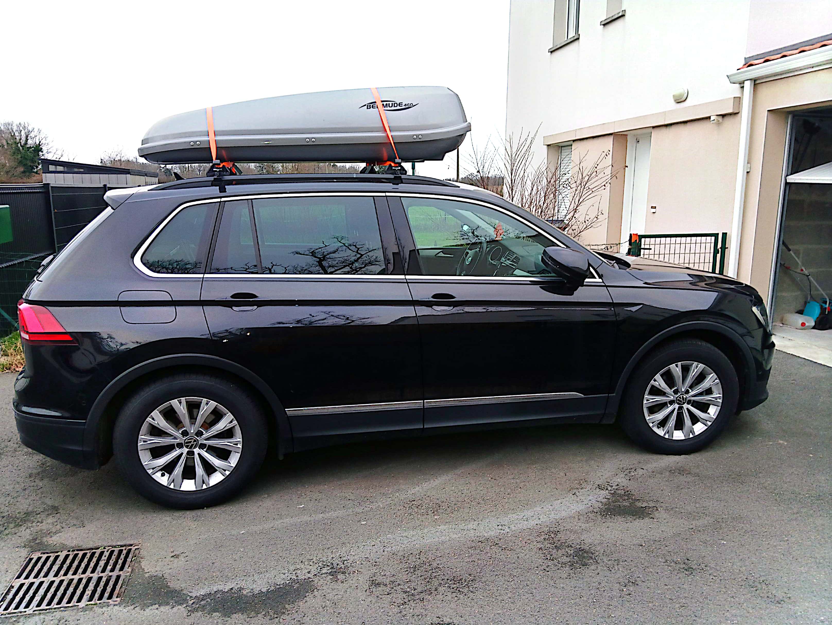 Redeyef Cite De La Gare Volkswagen Tiguan Volkswagen tiguan