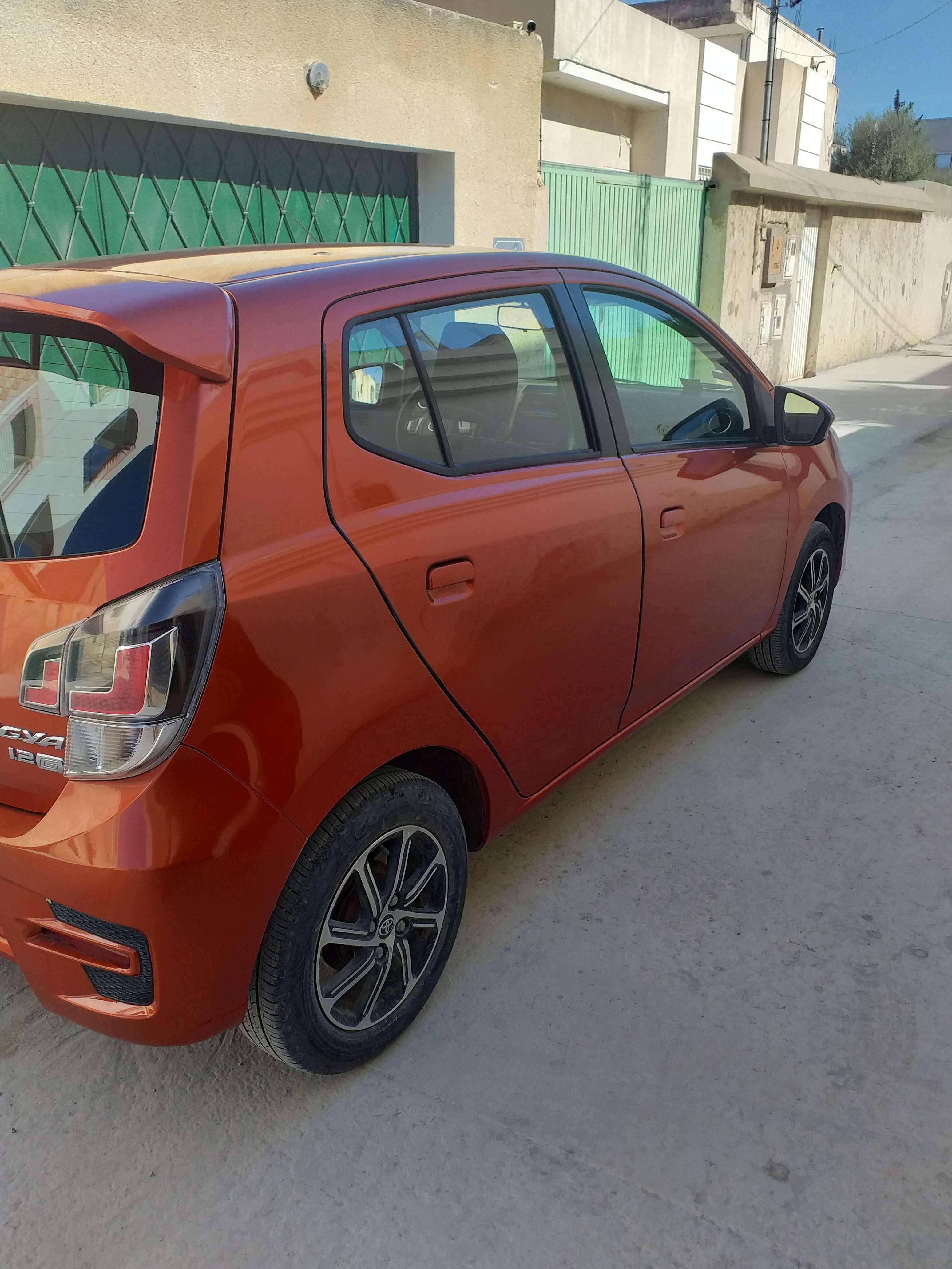 La Soukra Borj Louzir Toyota Aygo Toyota agya neuve