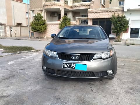 Hammam Chatt Borj Cedria Kia Cerato Kia cerato 2010 1ere main trs bon tat